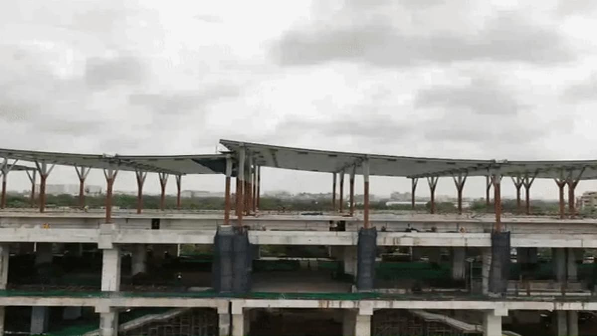 534-Meter Long Foot Overbridge for Bullet Train in Vadodara 534-Meter Long Foot Overbridge for Bullet Train in Vadodara
