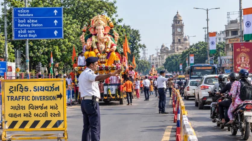 Traffic Regulations for Ganesh Visarjan in Vadodara Traffic Regulations for Ganesh Visarjan in Vadodara