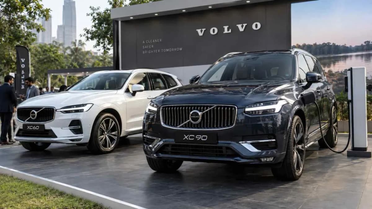Volvo XC60 and XC90 PHEV Facelifts Debut With Longer Range Volvo XC60 and XC90 PHEV Facelifts Debut With Longer Range