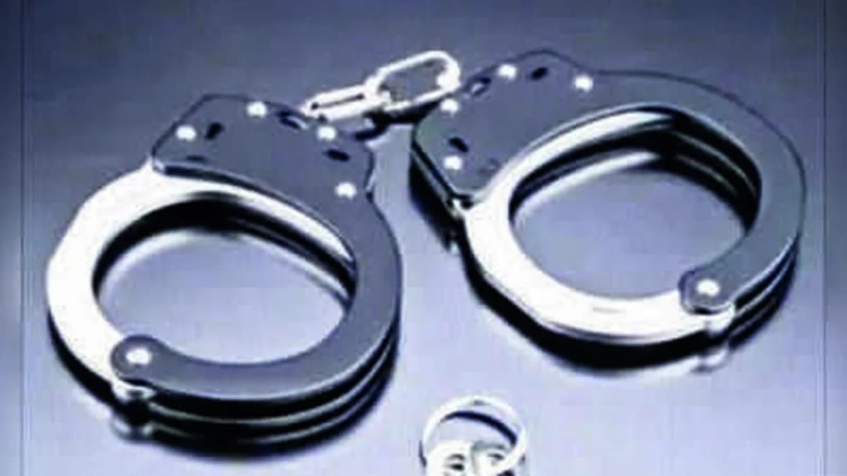 Ahmedabad Assault Case Accused Arrested After 13 Years Ahmedabad Assault Case Accused Arrested After 13 Years