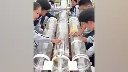 Chinese Students Build 4-Metre Multi-Stage Water Rocket Chinese Students Build 4-Metre Multi-Stage Water Rocket