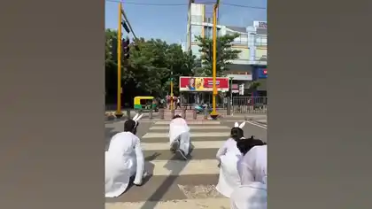 Unique Traffic Awareness Drive on Ahmedabad’s CG Road Uses Elephant and Rabbit Characters