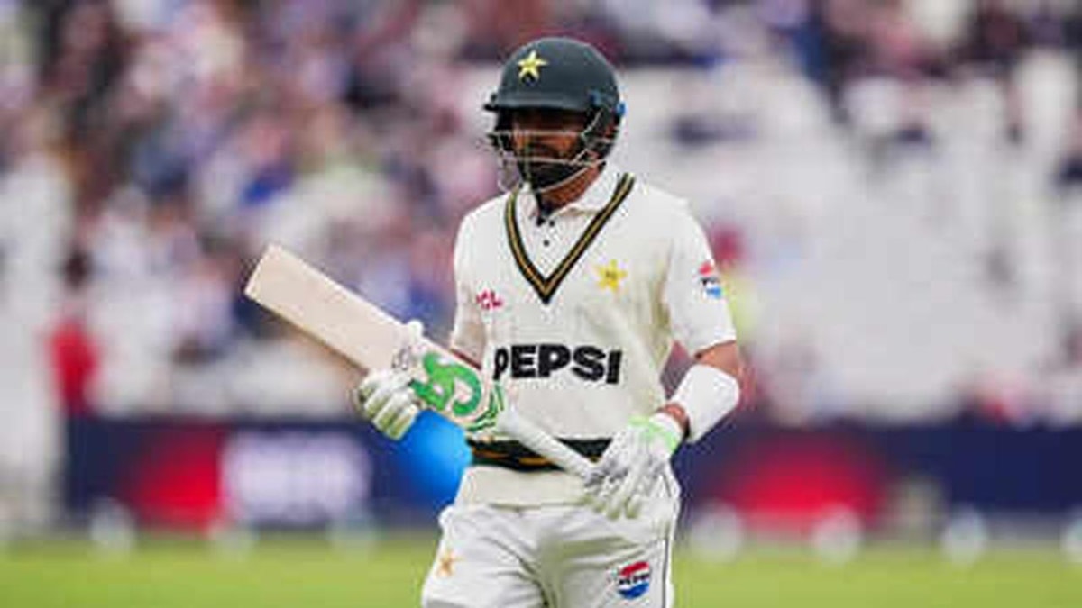 Babar Azam Faces Challenges in Captaincy: Waqar Younis Warns of 'Losing a Player' Babar Azam Faces Challenges in Captaincy: Waqar Younis Warns of 'Losing a Player'