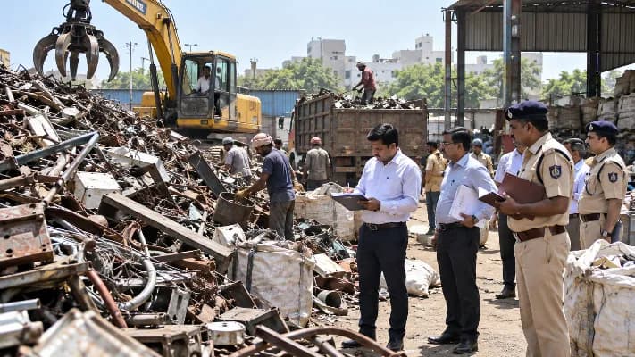Rajkot Tightens Rules on Scrap Businesses on Illegal Land