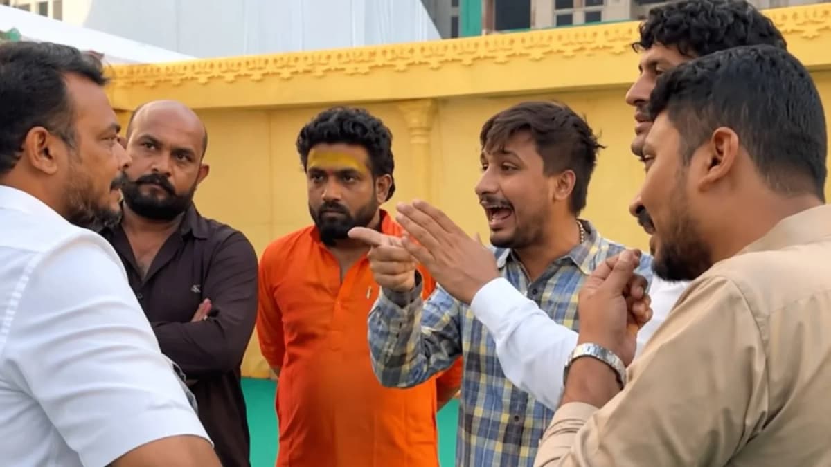 Ganesh Pandal Payment Dispute Turns Into Scuffle in Vesu
