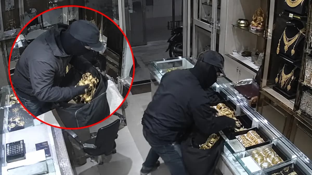 Jewelry Worth ₹16 Lakh Stolen from Kolkata Polish Store in Bhavnagar Jewelry Worth ₹16 Lakh Stolen from Kolkata Polish Store in Bhavnagar