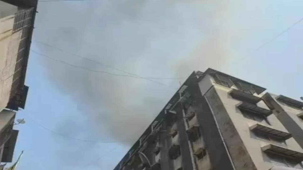 Fire Incident at Adinath Textile Market in Surat