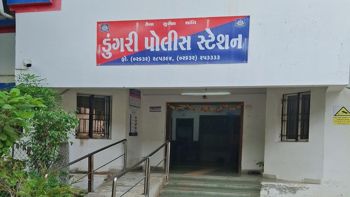 Blackmail Case Involving 17-Year-Old Girl in Valsad Blackmail Case Involving 17-Year-Old Girl in Valsad